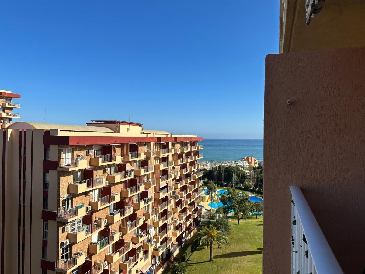 Apt Centrico Con Vistas Y Piscinas Benalmádena Buitenkant foto