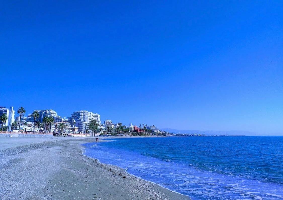 Apt Centrico Con Vistas Y Piscinas Benalmádena Buitenkant foto